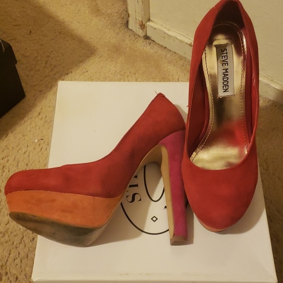 Heels - Picture 2 of 4